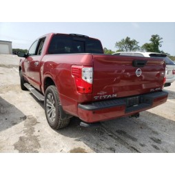 2017 NISSAN TITAN SV