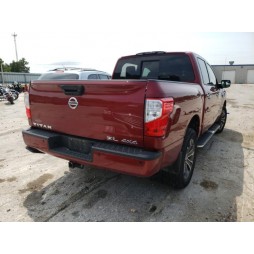 2017 NISSAN TITAN SV