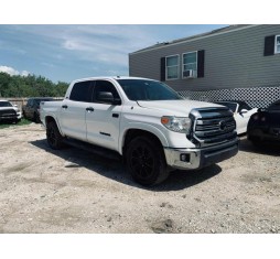 2017 TOYOTA TUNDRA CREWMAX SR5