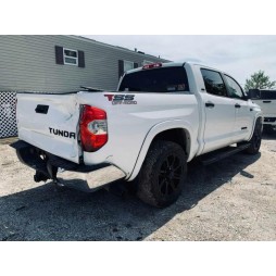 2017 TOYOTA TUNDRA CREWMAX SR5