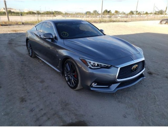 2018 INFINITI Q60 LUXE 300