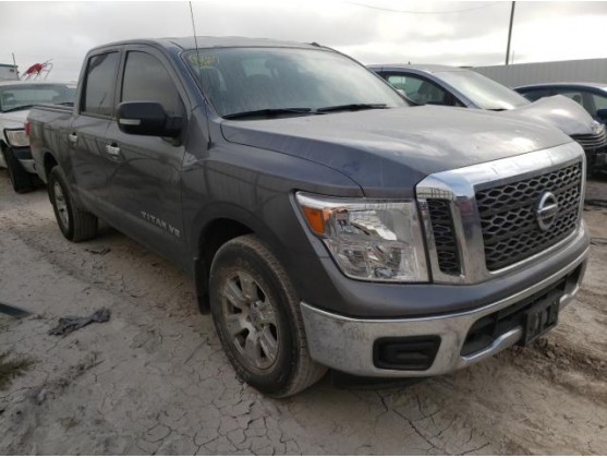2018 NISSAN TITAN S