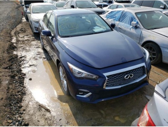 2021 INFINITI Q50 LUXE