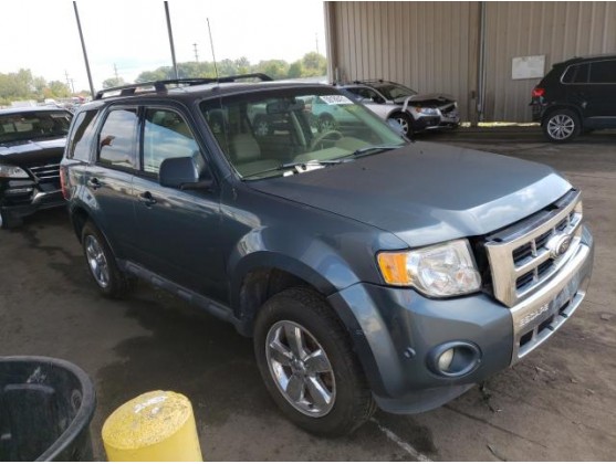 2011 FORD ESCAPE LIMITED
