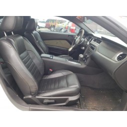 2011 FORD MUSTANG