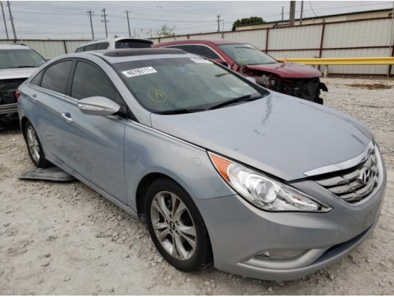 2011 HYUNDAI SONATA SE