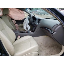 2011 INFINITI G37
