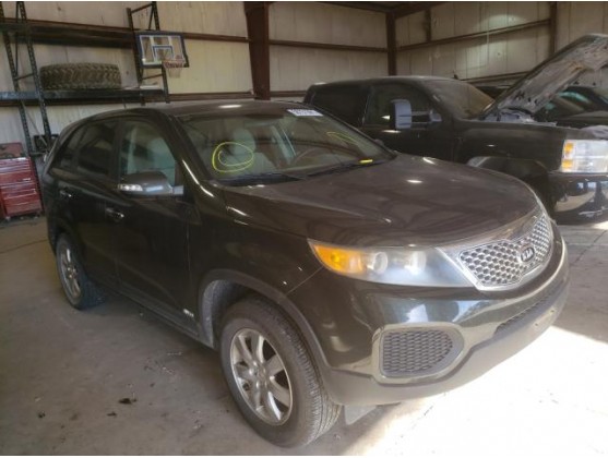 2011 KIA SORENTO BASE