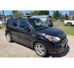 2011 KIA SOUL +