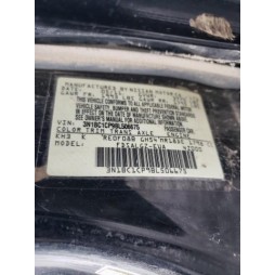 2011 NISSAN VERSA S