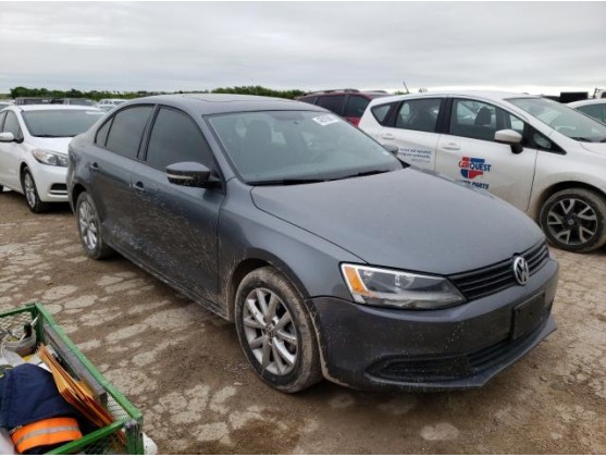 2011 VOLKSWAGEN JETTA SE