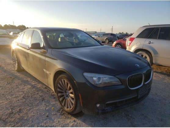 2012 BMW 750 I