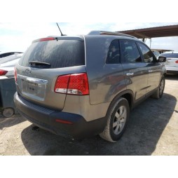 2012 KIA SORENTO BASE