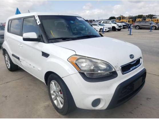 2012 KIA SOUL +