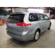 2013 TOYOTA SIENNA LE