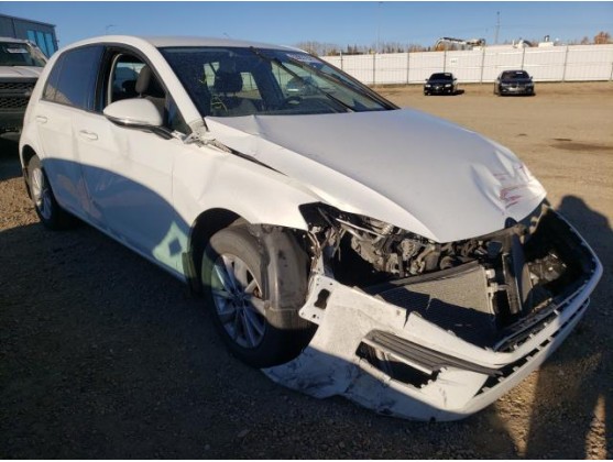 2015 VOLKSWAGEN GOLF