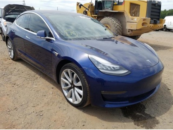 2018 TESLA MODEL 3