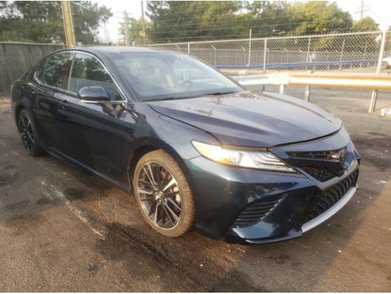 2018 TOYOTA CAMRY XSE