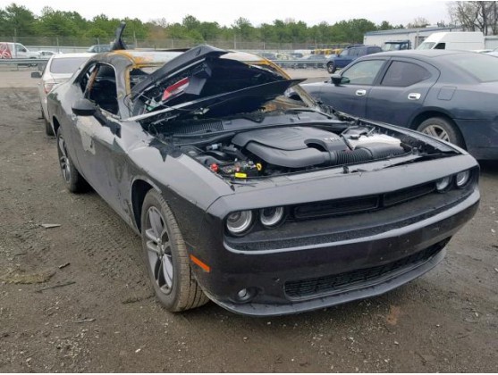 2019 DODGE CHALLENGER SXT
