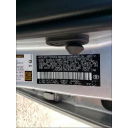 2019 TOYOTA PRIUS