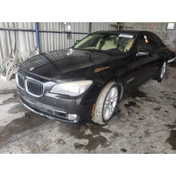 2011 BMW 750 XI