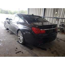 2011 BMW 750 XI