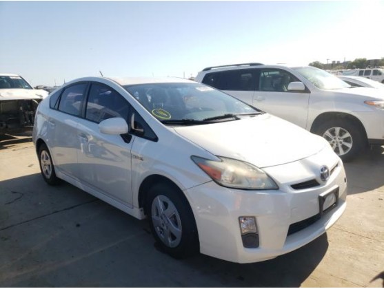2011 TOYOTA PRIUS