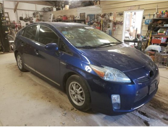 2011 TOYOTA PRIUS