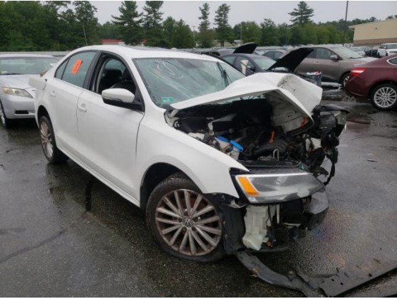 2011 VOLKSWAGEN JETTA SEL
