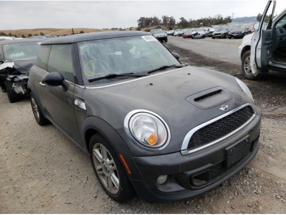 2012 MINI COOPER S