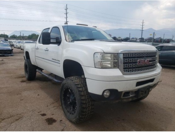 2013 GMC SIERRA K2500 DENALI