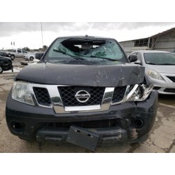2014 NISSAN FRONTIER S