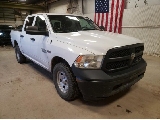 2014 RAM 1500 ST