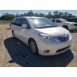 2014 TOYOTA SIENNA XLE