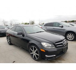 2015 MERCEDES-BENZ C 250