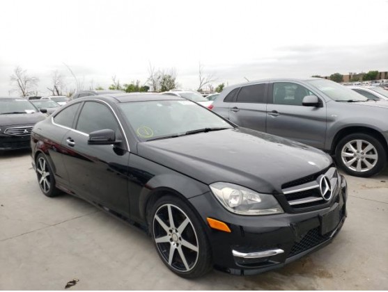 2015 MERCEDES-BENZ C 250