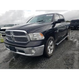 2015 RAM 1500 SLT