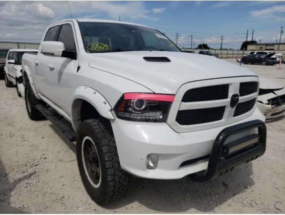 2016 RAM 1500 SPORT