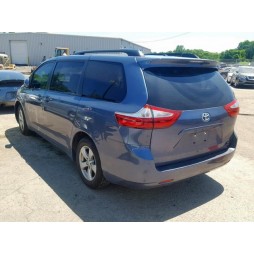 2017 TOYOTA SIENNA LE