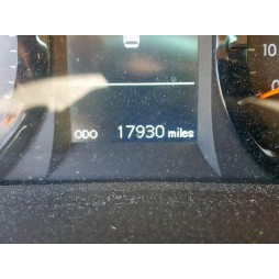 2017 TOYOTA SIENNA LE