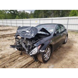 2018 INFINITI Q70 3.7 LUXE