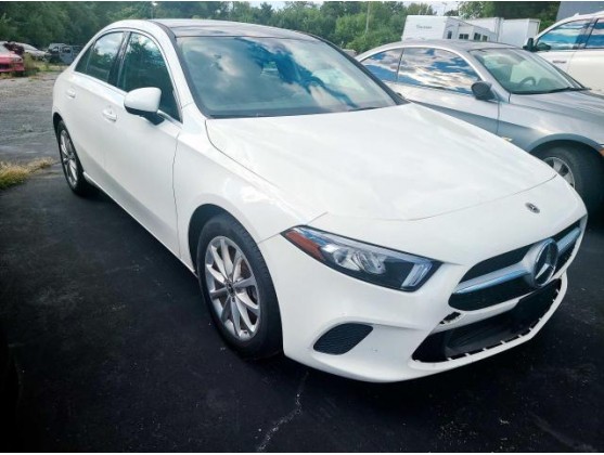 2019 MERCEDES-BENZ A 220 4MATIC
