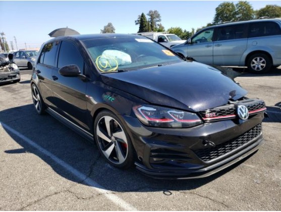 2019 VOLKSWAGEN GTI S