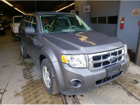 2011 FORD ESCAPE XLS