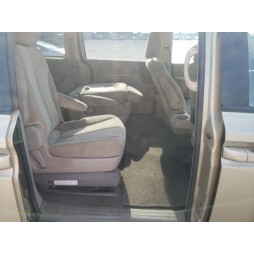 2011 KIA SEDONA LX