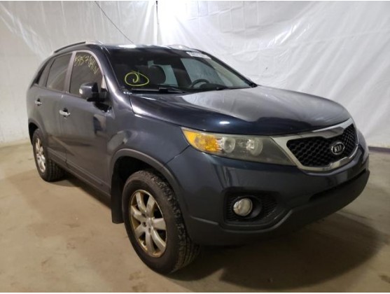2011 KIA SORENTO BASE