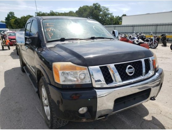 2011 NISSAN TITAN S