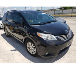 2012 TOYOTA SIENNA XLE