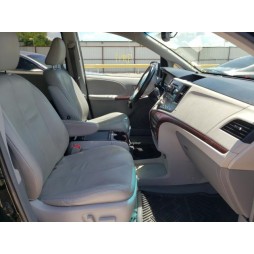2012 TOYOTA SIENNA XLE