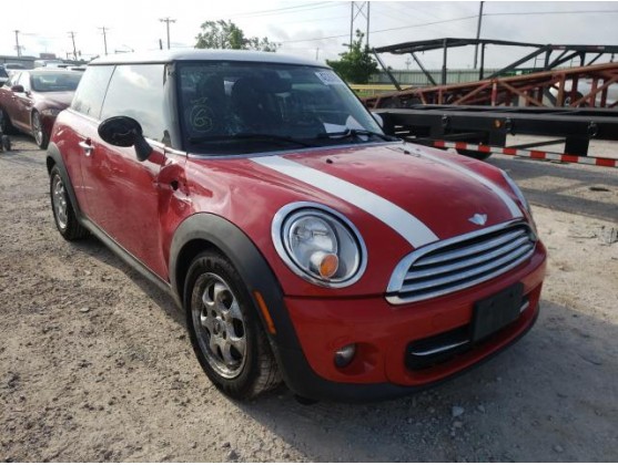 2013 MINI COOPER